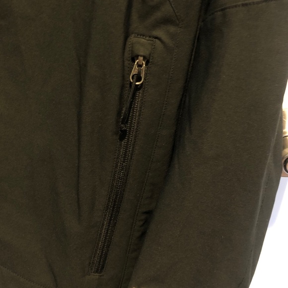 Men’s North Face Jacket - Picture 2 of 5
